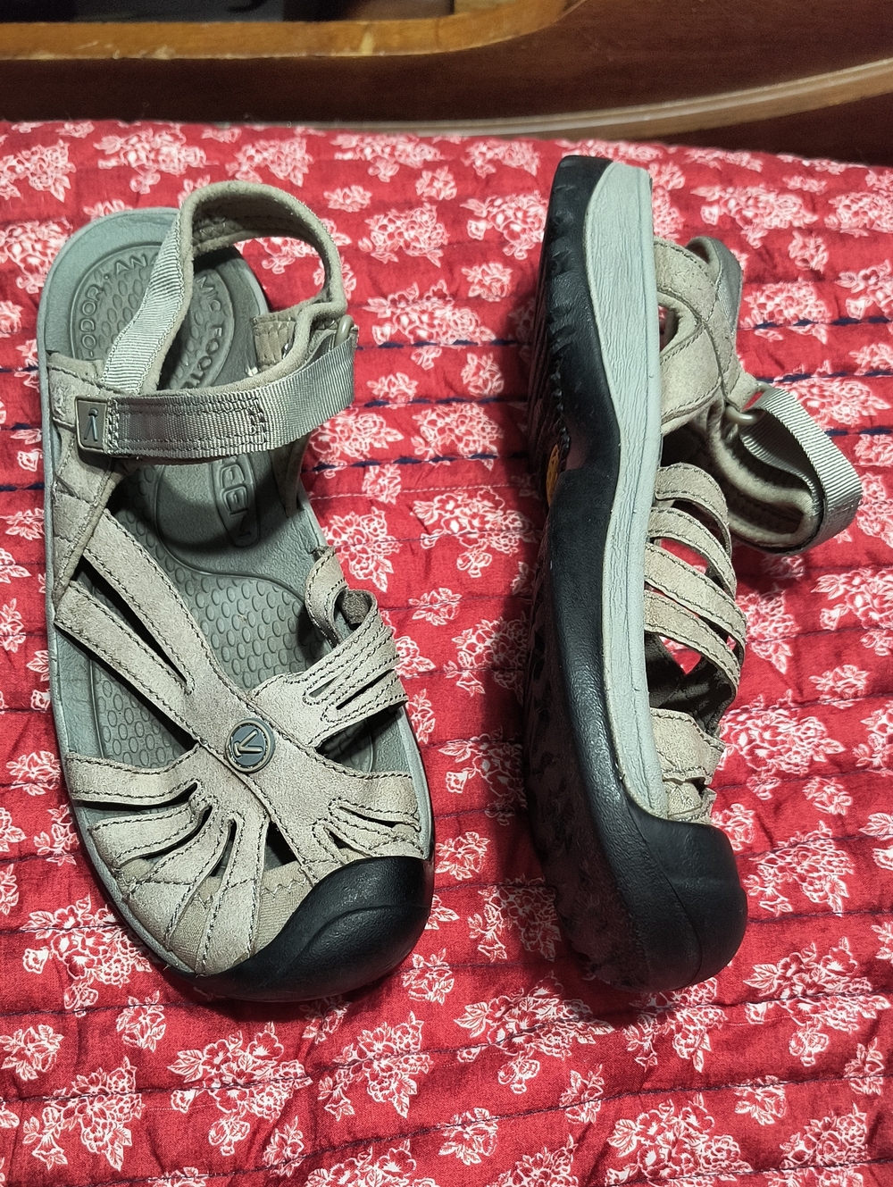 Keen Women's Sandals in Taupe and Black - Strappy Outdoor Comfort